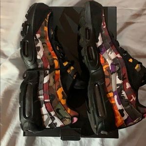 Nike ERDL Party size 11 comes with box